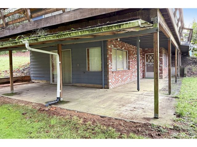 19955 Se TILLSTROM Rd, Damascus, OR 97089