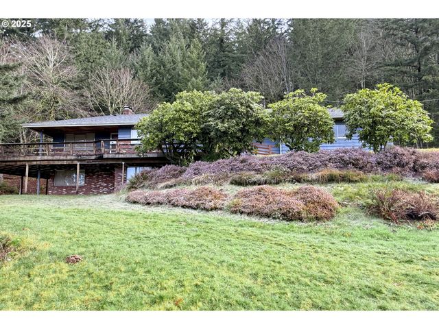 19955 Se TILLSTROM Rd, Damascus, OR 97089