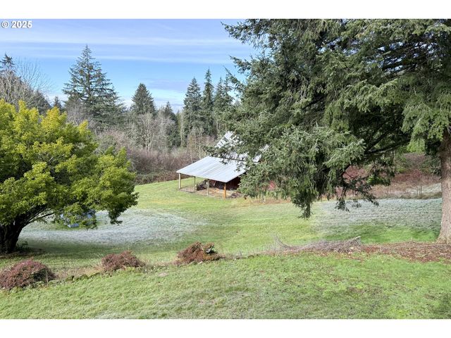 19955 Se TILLSTROM Rd, Damascus, OR 97089
