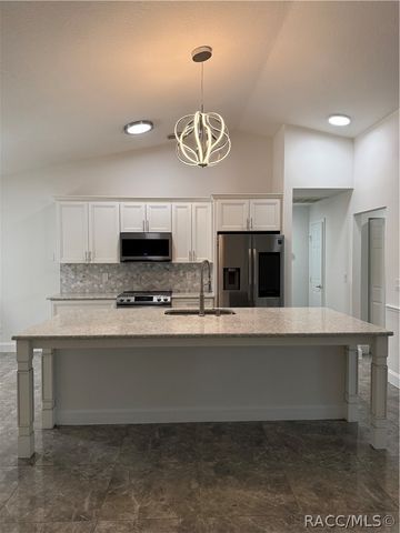 7899 SW 62 Court, Ocala, FL 34476