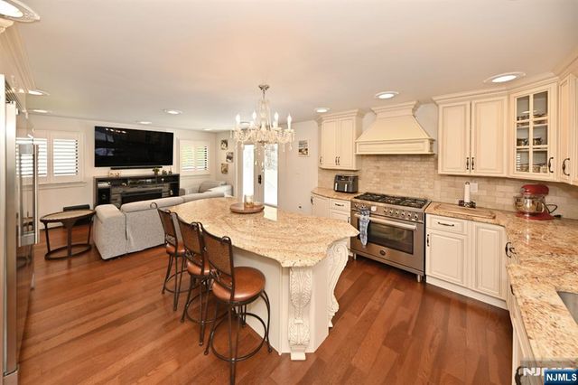 12 Morningside Avenue, Cresskill, NJ 07626