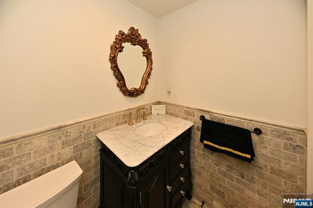 12 Morningside Avenue, Cresskill, NJ 07626