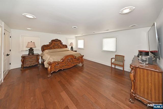 12 Morningside Avenue, Cresskill, NJ 07626
