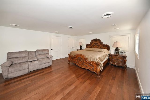 12 Morningside Avenue, Cresskill, NJ 07626