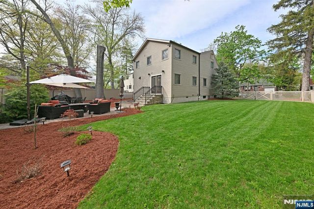12 Morningside Avenue, Cresskill, NJ 07626