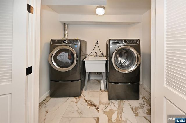 12 Morningside Avenue, Cresskill, NJ 07626