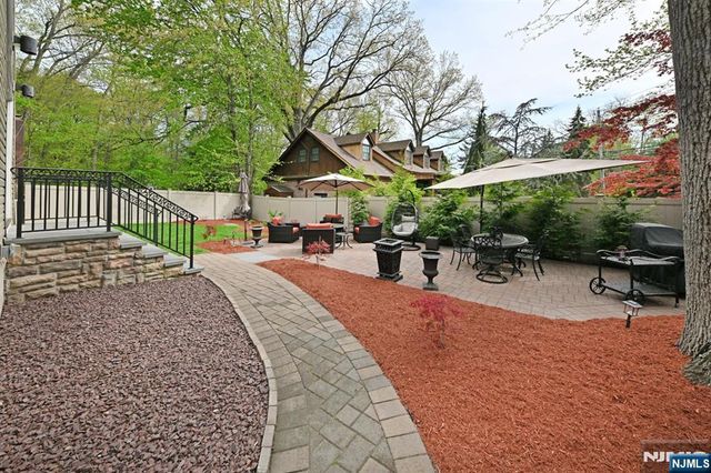 12 Morningside Avenue, Cresskill, NJ 07626