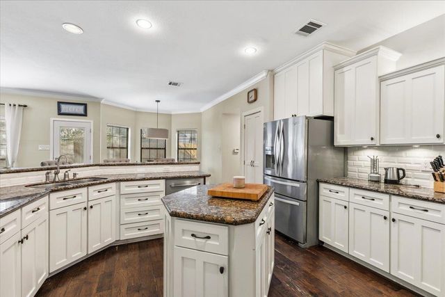 9409 Caracas DR, Austin, TX 78733