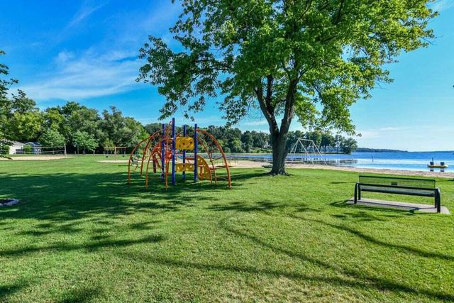 4117 Lake AVENUE, Delavan, WI 53115