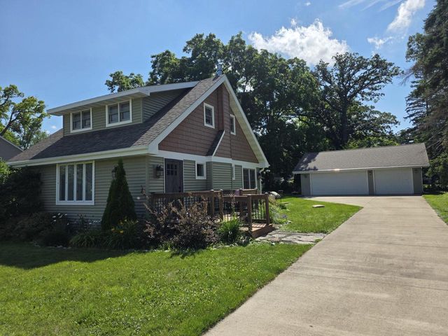 4117 Lake AVENUE, Delavan, WI 53115