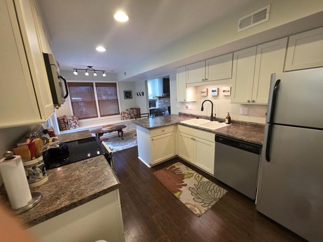 4117 Lake AVENUE, Delavan, WI 53115