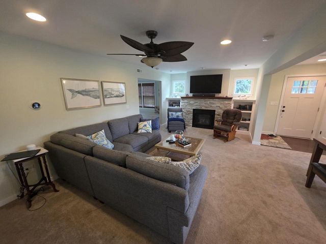 4117 Lake AVENUE, Delavan, WI 53115
