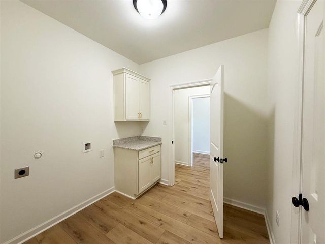 213 SUMMIT Avenue, Sulphur, LA 70665