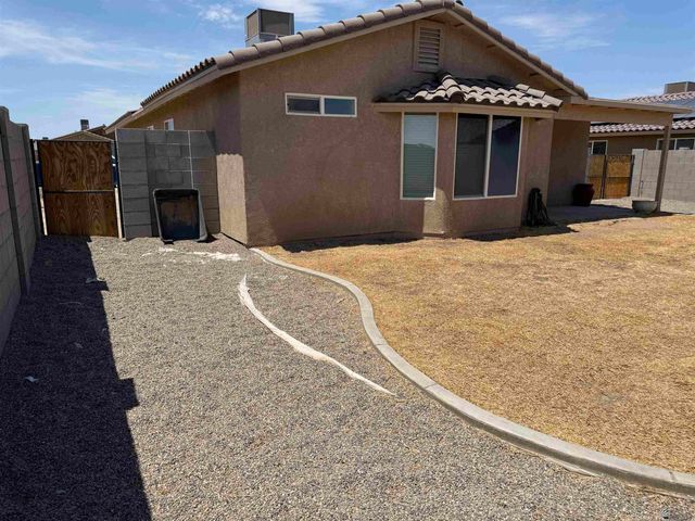 4487 S BUCKTHORN DR, Yuma, AZ 85365