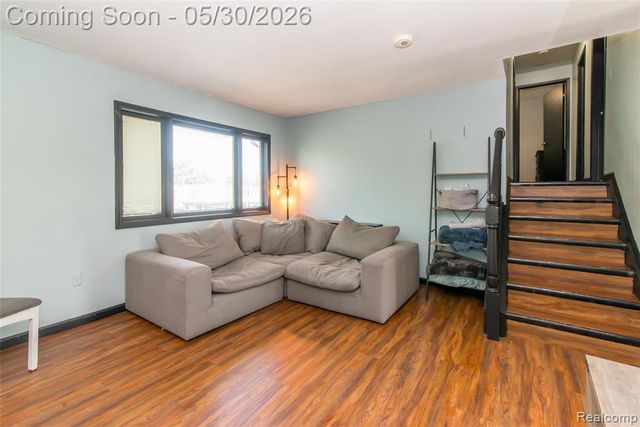 32704 Ann Arbor Trail, Westland, MI 48185