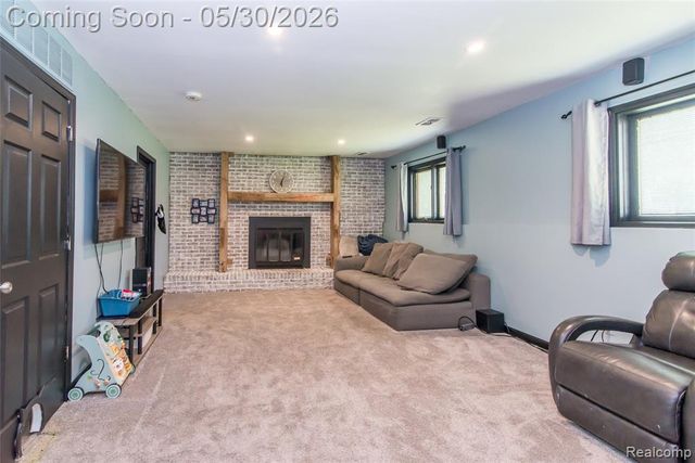 32704 Ann Arbor Trail, Westland, MI 48185