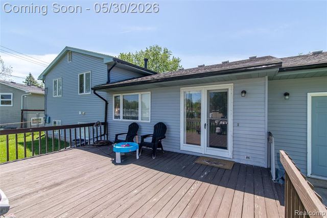 32704 Ann Arbor Trail, Westland, MI 48185