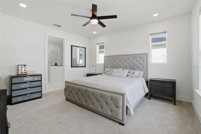 9223 EAGLES PERCH PLACE, Orlando, FL 32825