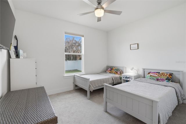 9223 EAGLES PERCH PLACE, Orlando, FL 32825
