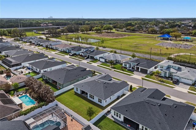 9223 EAGLES PERCH PLACE, Orlando, FL 32825