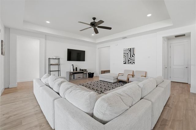 9223 EAGLES PERCH PLACE, Orlando, FL 32825