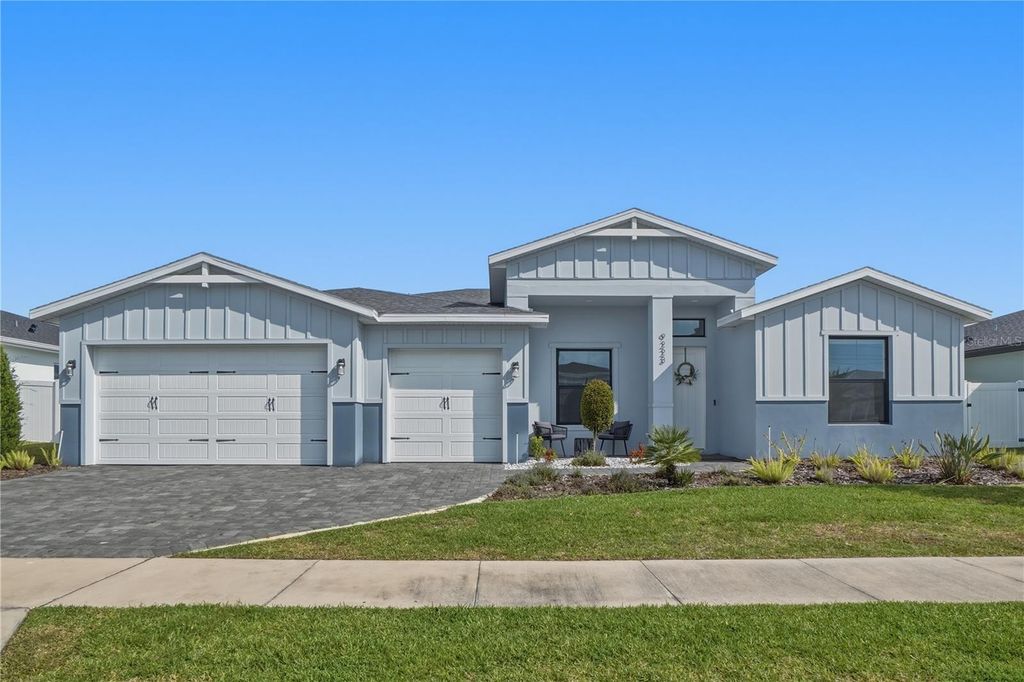 9223 EAGLES PERCH PLACE, Orlando, FL 32825
