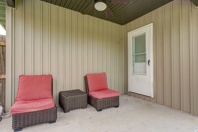917 West Charlotte Street, Republic, MO 65738