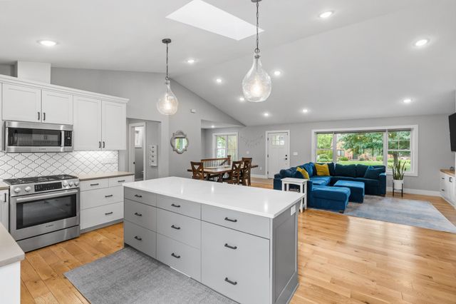 3401 Harding Street NE, Saint Anthony, MN 55418