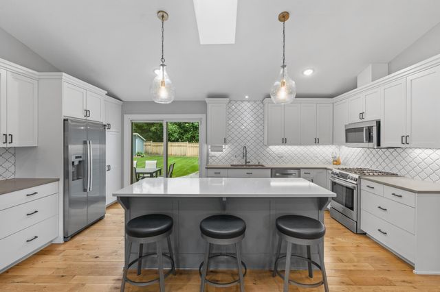 3401 Harding Street NE, Saint Anthony, MN 55418