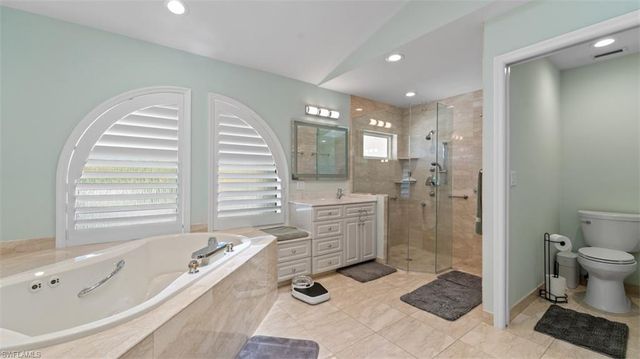 16918 Timberlakes DR, Fort Myers, FL 33908