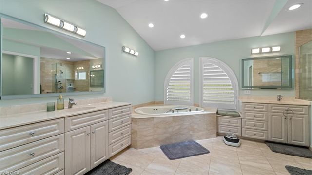 16918 Timberlakes DR, Fort Myers, FL 33908