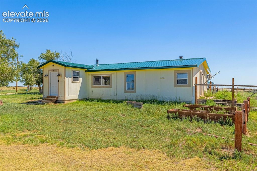 4465 S Johnson Road, Rush, CO 80833 — photo 2