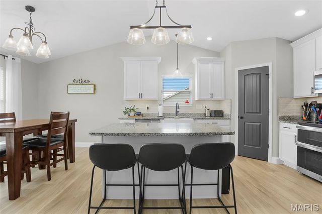 7016 Augusta Drive, Glen Carbon, IL 62034