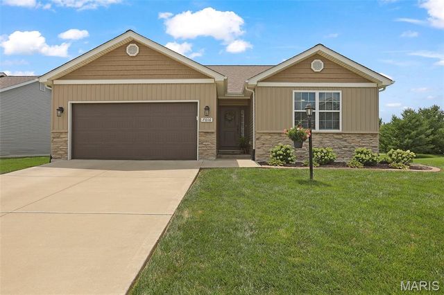 7016 Augusta Drive, Glen Carbon, IL 62034