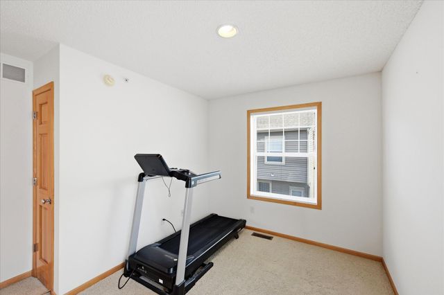 8262 Labont Way 5, Eden Prairie, MN 55344
