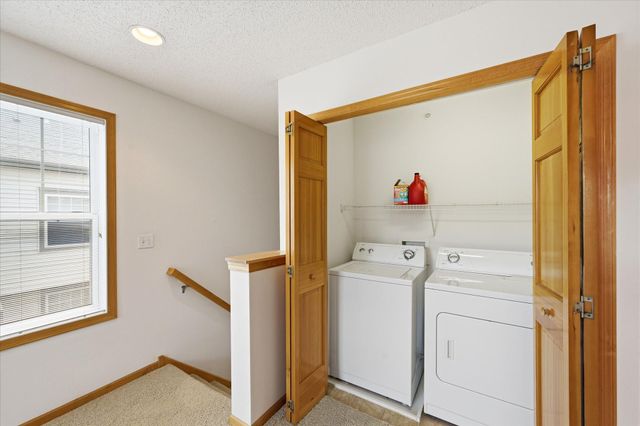 8262 Labont Way 5, Eden Prairie, MN 55344