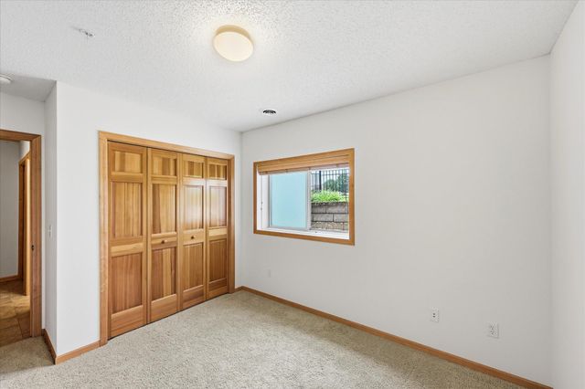 8262 Labont Way 5, Eden Prairie, MN 55344