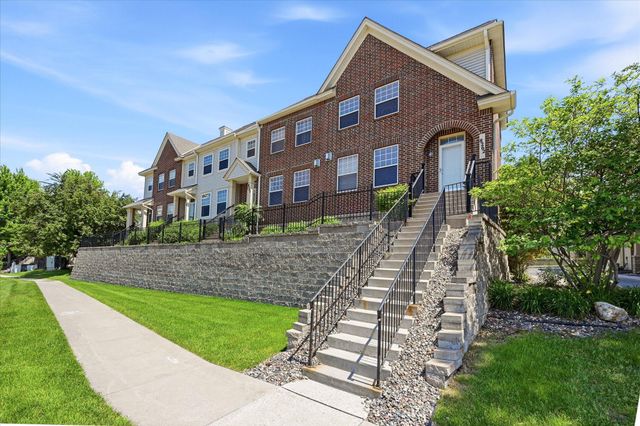 8262 Labont Way 5, Eden Prairie, MN 55344