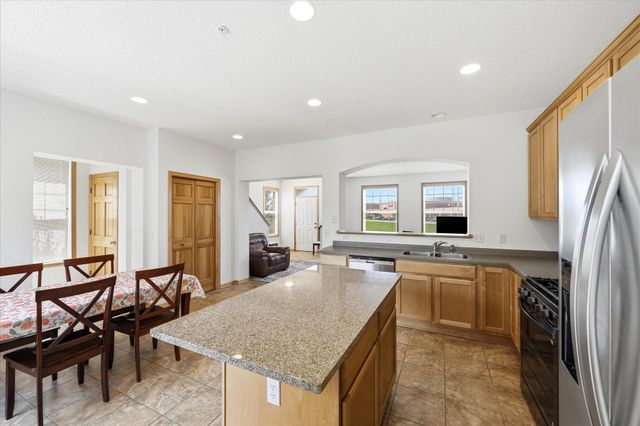 8262 Labont Way 5, Eden Prairie, MN 55344