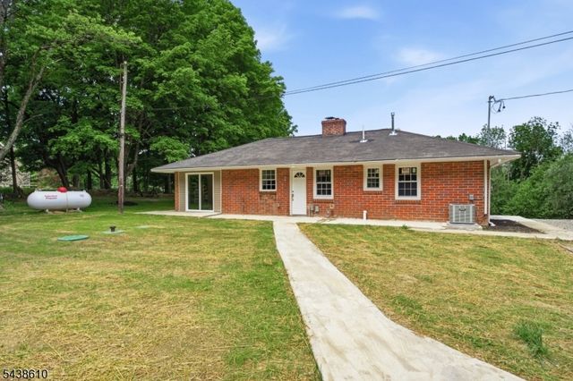 89 Armstrong Rd, Wantage Twp., NJ 07461