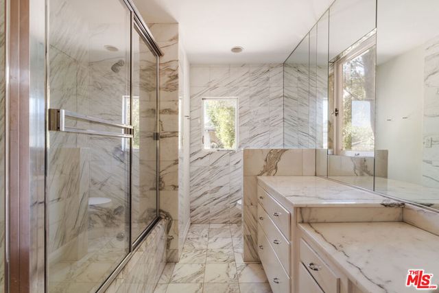 9430 Readcrest Drive, Beverly Hills, CA 90210