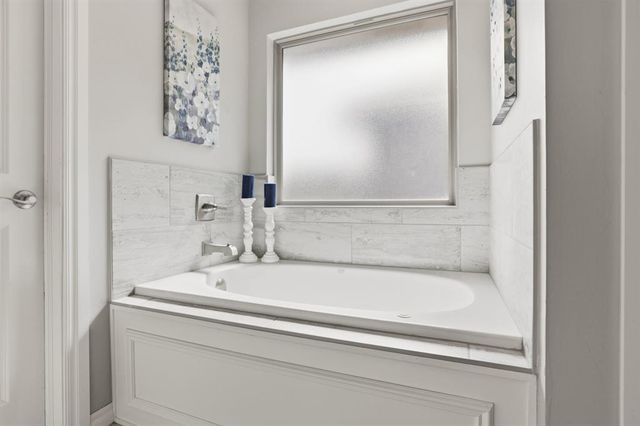 12120 Brinley Reign Drive, Yukon, OK 73099