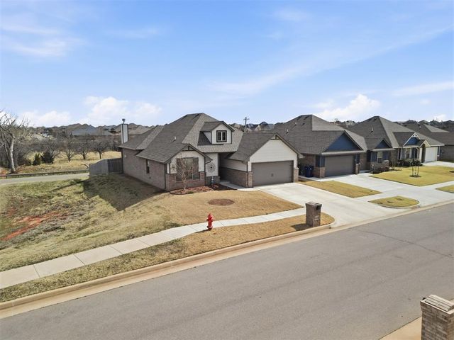 12120 Brinley Reign Drive, Yukon, OK 73099