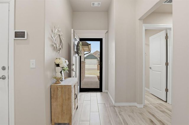 12120 Brinley Reign Drive, Yukon, OK 73099