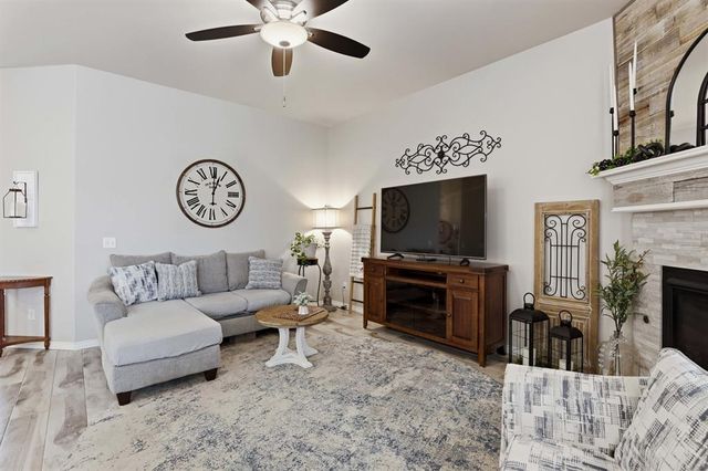 12120 Brinley Reign Drive, Yukon, OK 73099