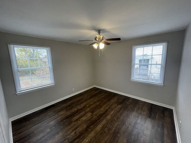 2306 Hammond Dr, Nashville, TN 37208