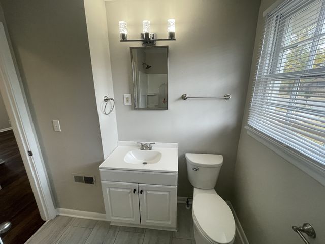 2306 Hammond Dr, Nashville, TN 37208