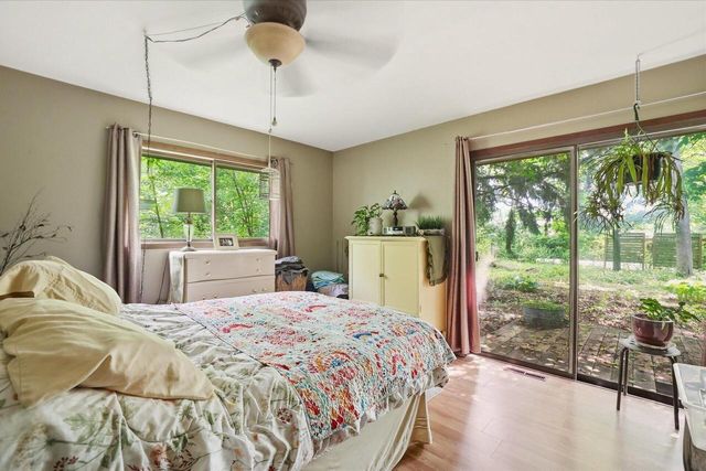 S85W30520 Stoneridge DRIVE, Mukwonago, WI 53149