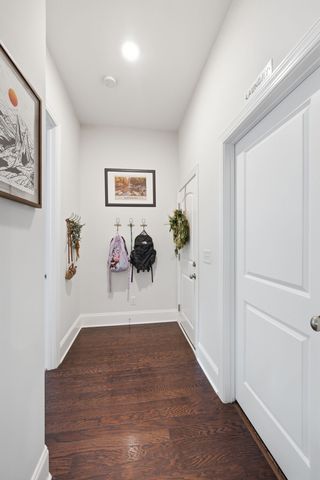 8045 Still Spring Ridge Dr, Nashville, TN 37221