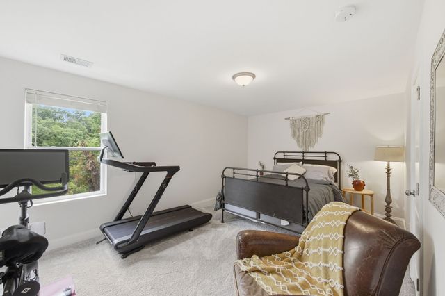 8045 Still Spring Ridge Dr, Nashville, TN 37221